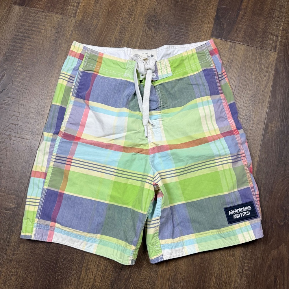 Abercrombie and Fitch Green Plaid Surf Board Shorts size M (Measures 30 waist)